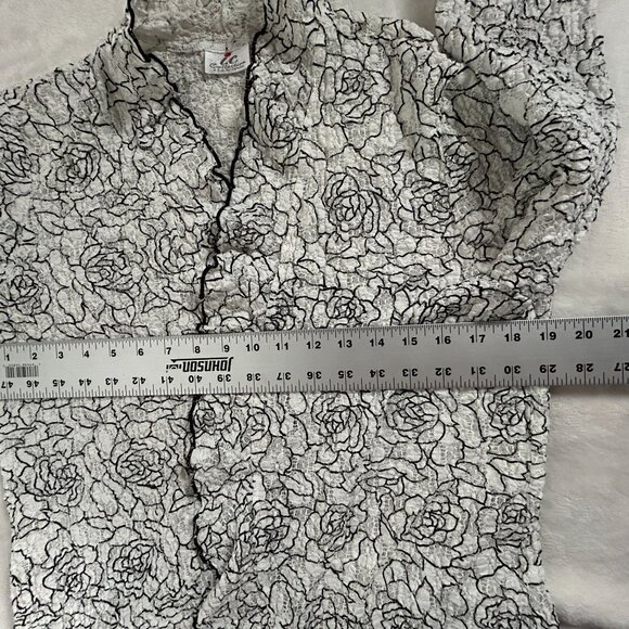 I.C. Collection by Connie Womens Floral Print Open Front Lace Jacket White/Black - Picture 5 of 6